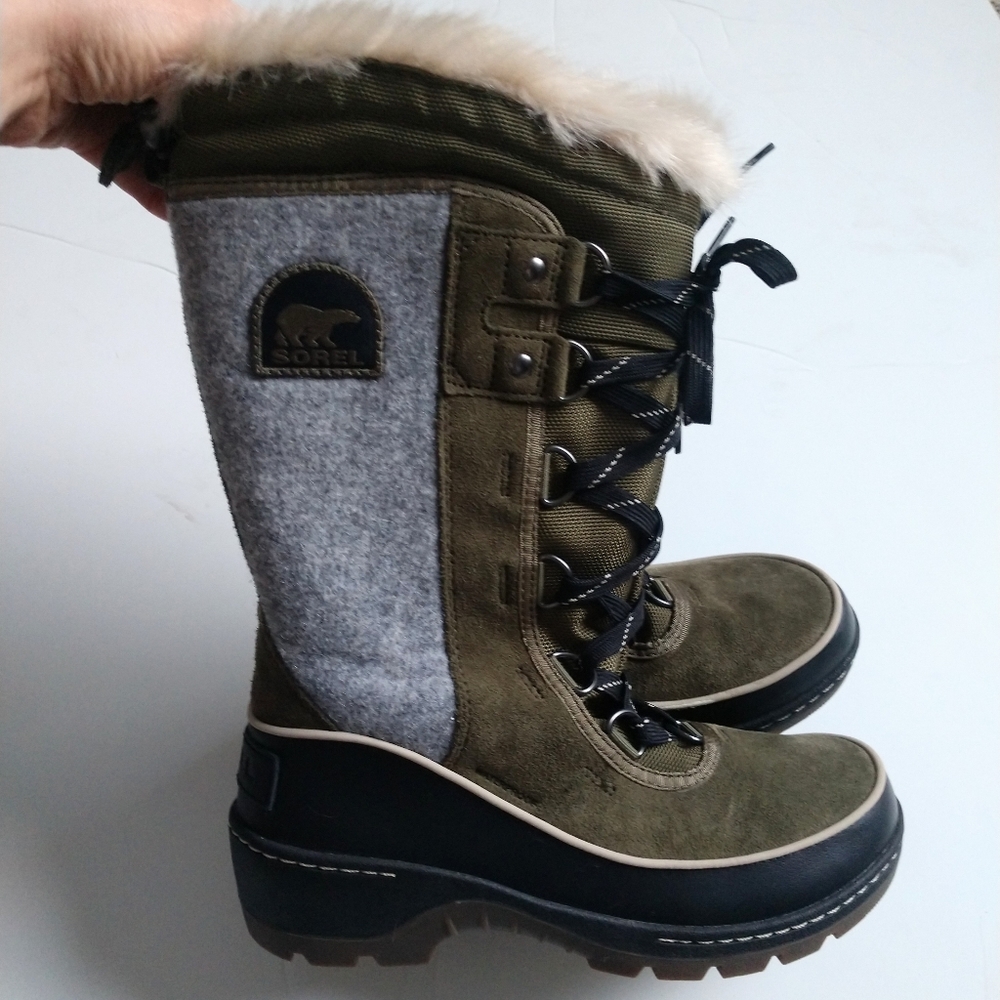 Sorel Women's Tall Lined Olive Green Winter Rain Snow Boots Size 6